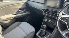 Dacia Jogger 1.6 HEV Extreme 5dr Auto Hybrid Estate